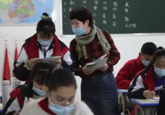 愿点点微光既照前路更亮归途或许就是教育家精力最动人的容貌